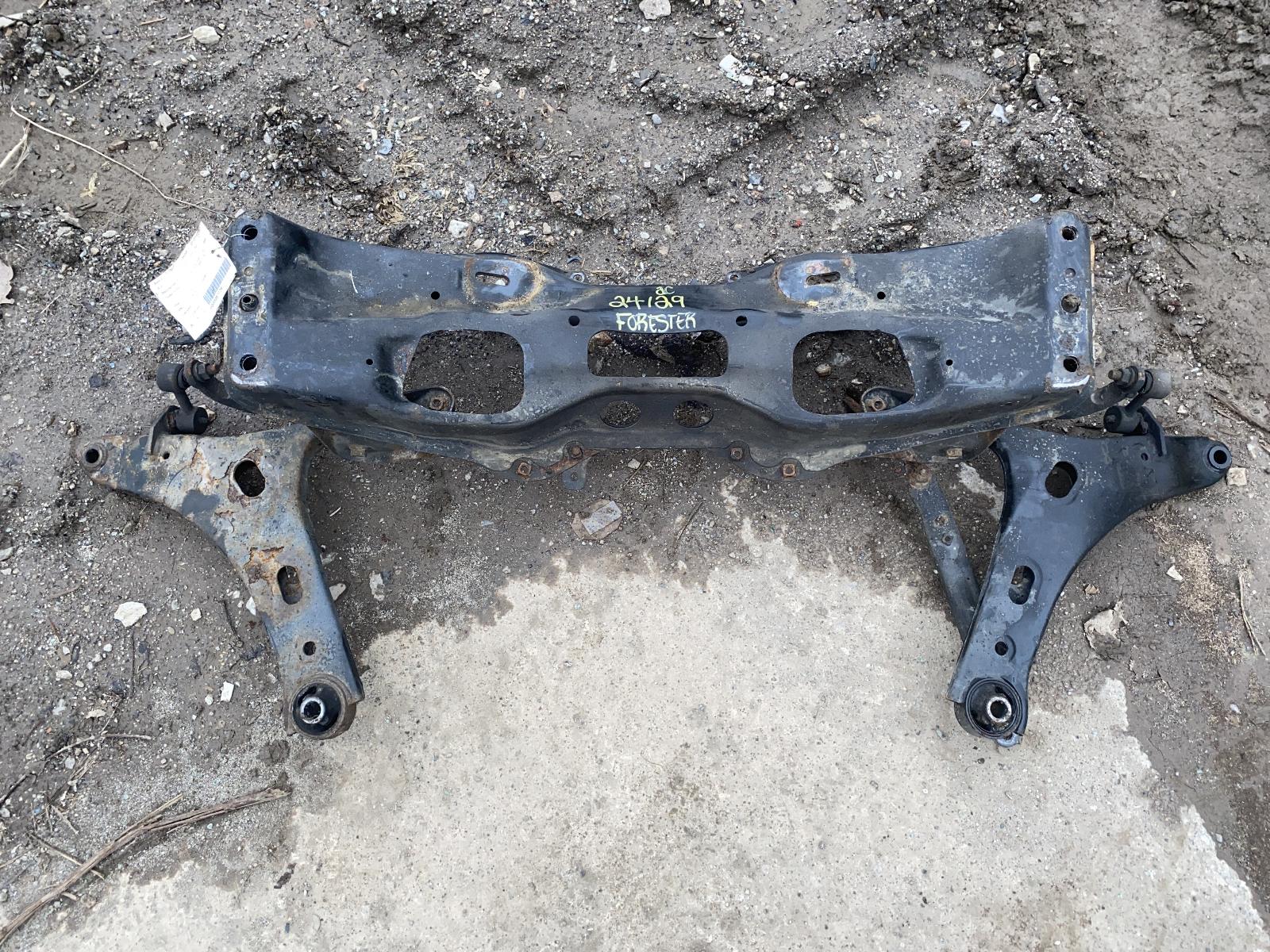 SUBARU XV CROSSTREK 2013-2014 Front; Suspension Crossmember K