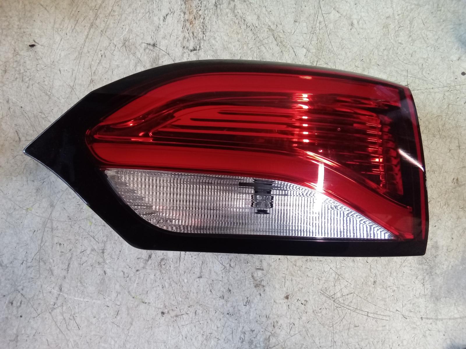 DODGE CARAVAN 2021 liftgate mounted, R. Tail Lamp - AC Auto