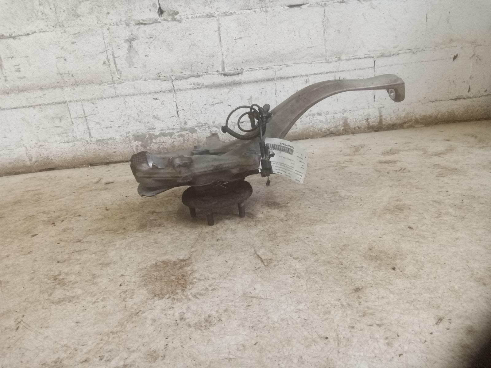 JEEP GRAND CHEROKEE 2016-2020 eco suspension (opt SDZ), R. Spindle