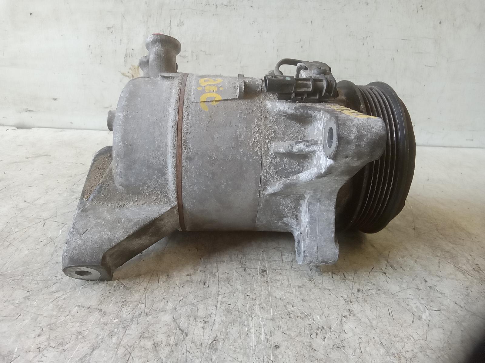 CADILLAC XTS 2013 (3.6L), w/low GWP refrigerant (opt KRV) AC